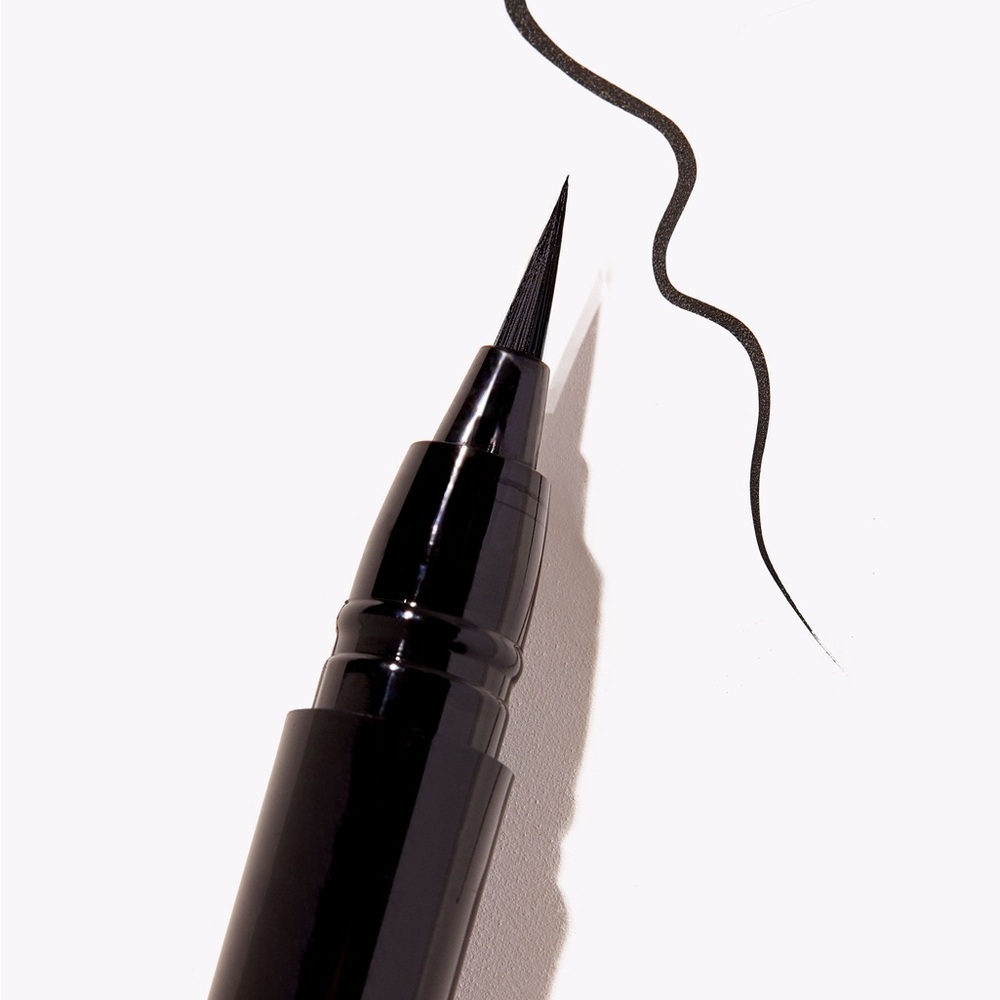 Tarte Sugar Rush Easy on the Eyes Black Micro Liquid Eyeliner - Picture 2 of 9